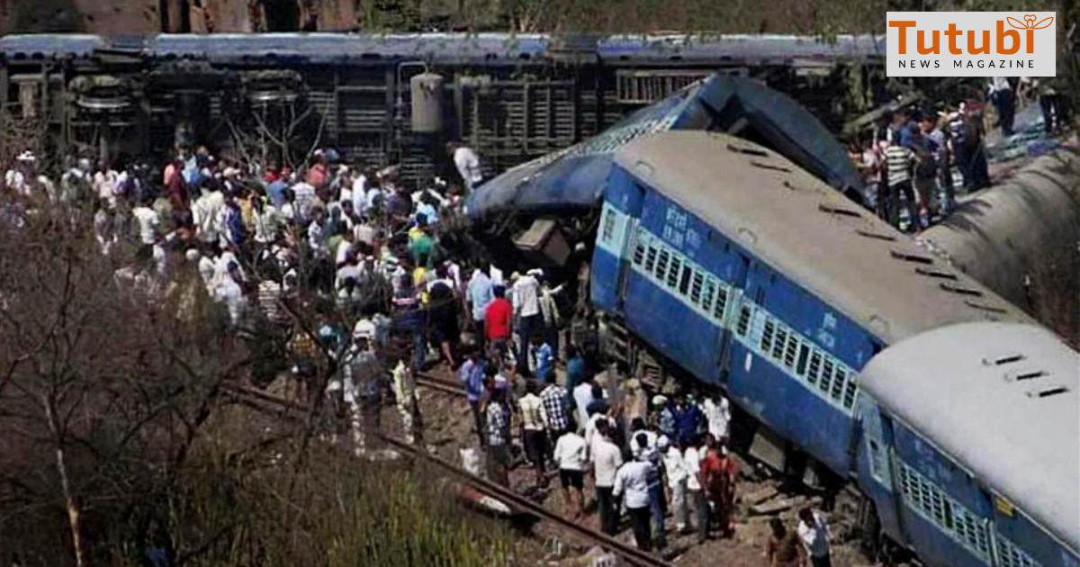 Passenger Train Derails In India, Killing At Least 13 And Trapping Many ...